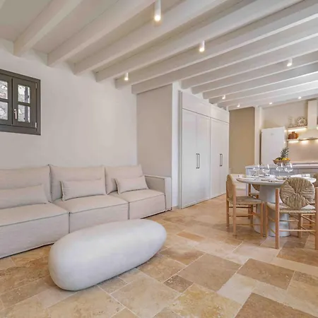 Casa Alizeta Holiday home Chalki Town
